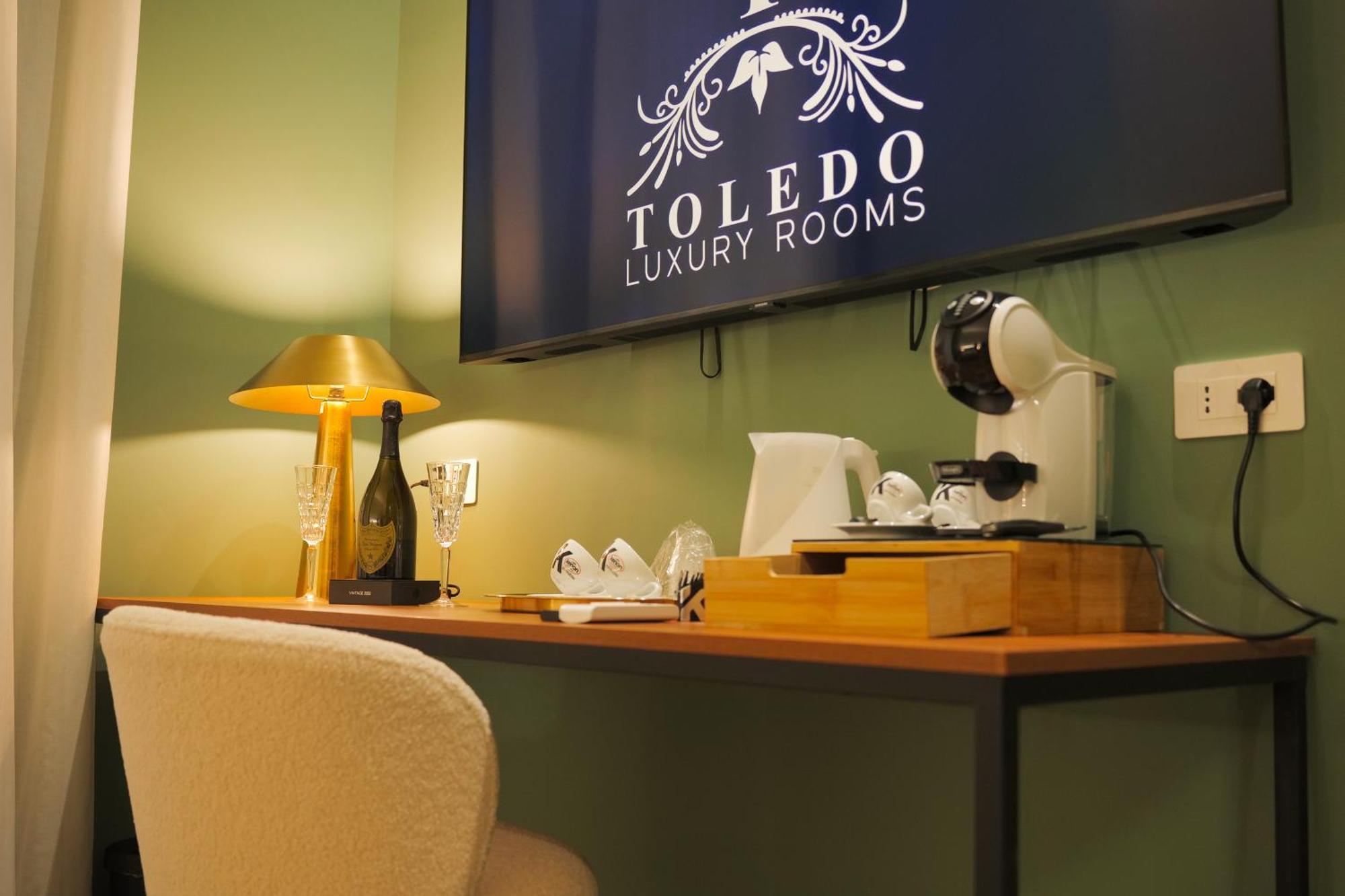 Toledo Luxury Rooms - Lr Collection Наполи Екстериор снимка