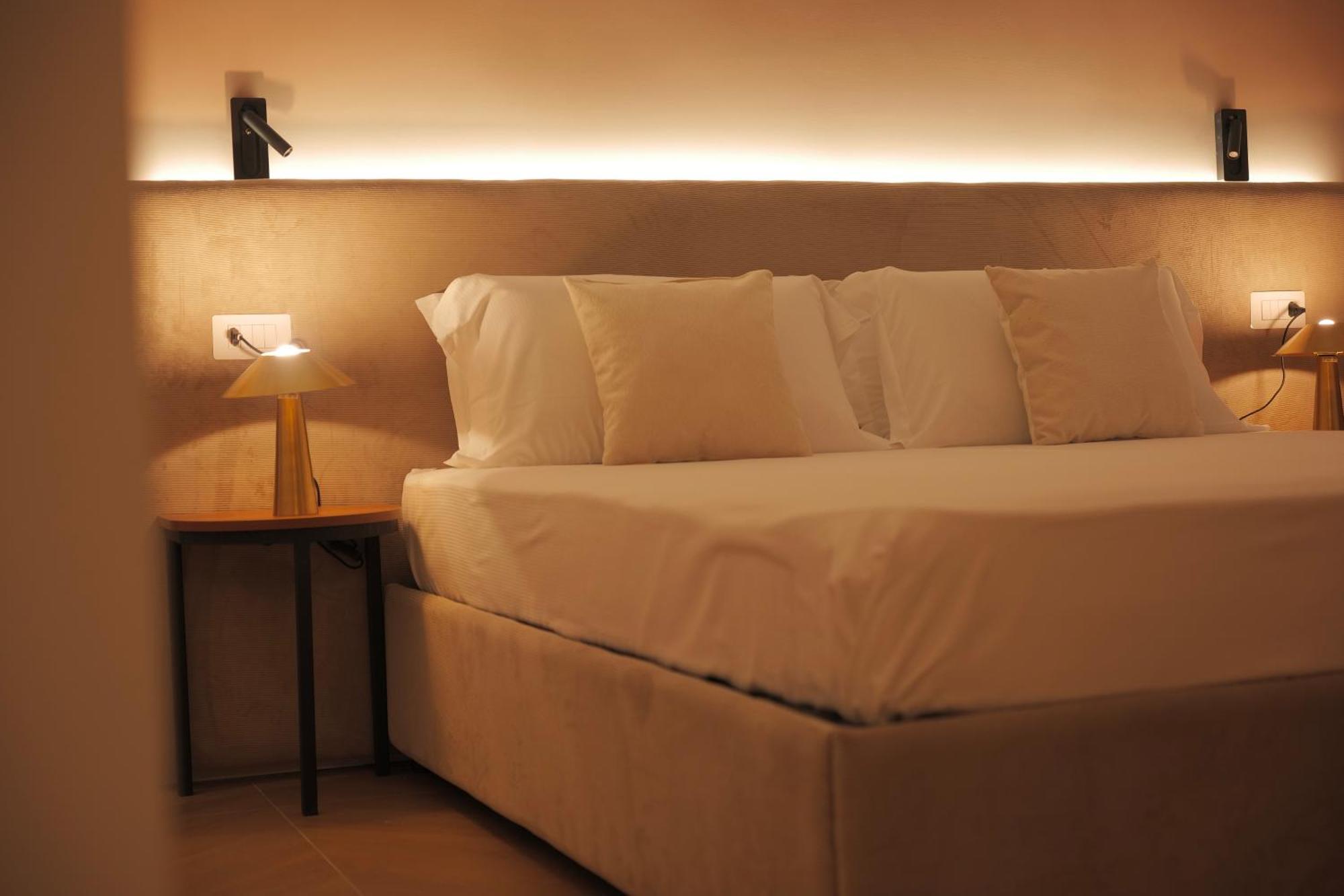 Toledo Luxury Rooms - Lr Collection Наполи Екстериор снимка