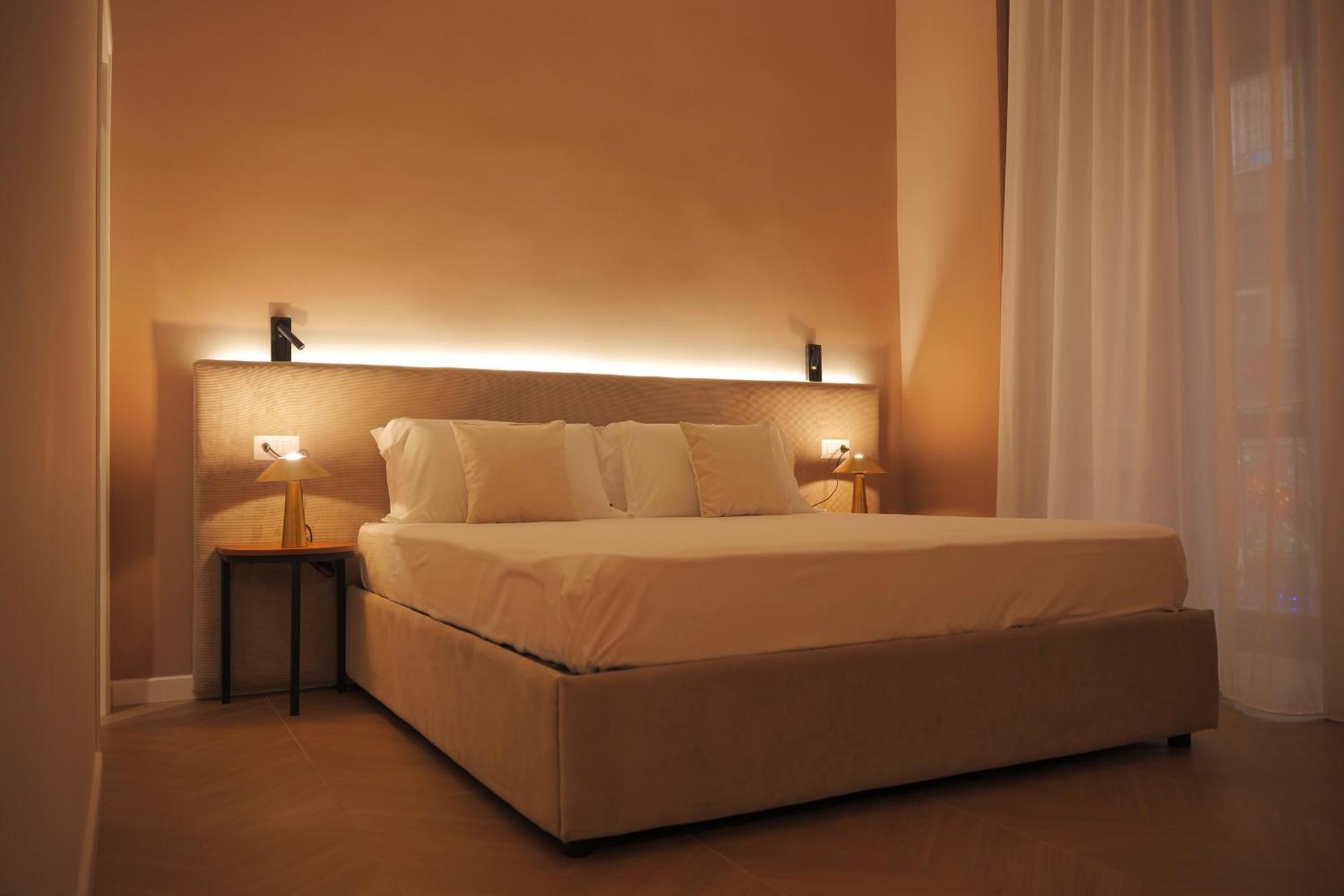 Toledo Luxury Rooms - Lr Collection Наполи Екстериор снимка
